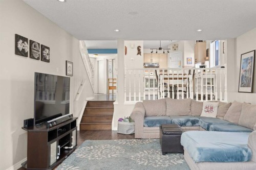 233 Coverdale Road Ne, Calgary, AB 