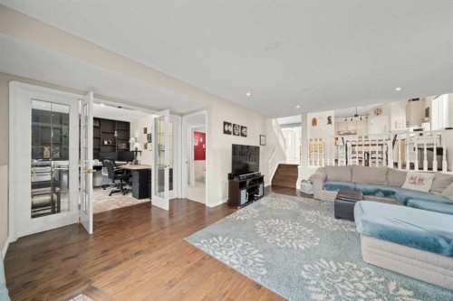 233 Coverdale Road Ne, Calgary, AB 