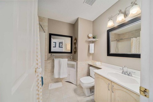 233 Coverdale Road Ne, Calgary, AB 