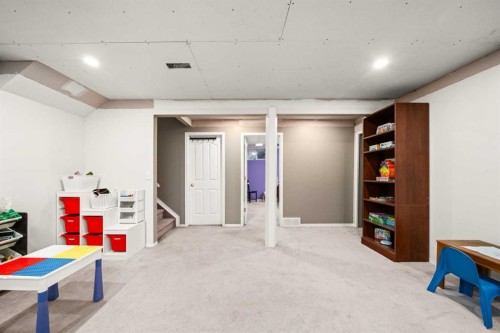 233 Coverdale Road Ne, Calgary, AB 
