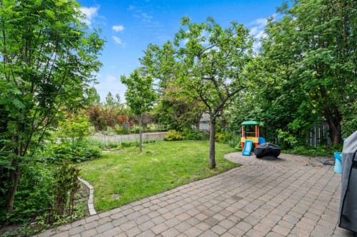 233 Coverdale Road Ne, Calgary, AB 