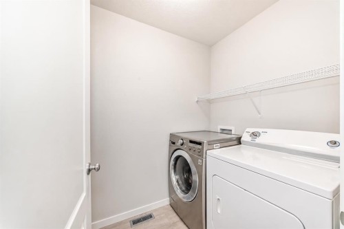 535 Seton Circle Se, Calgary, AB 