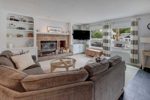 40 Signal Ridge Court Sw, Calgary, AB 