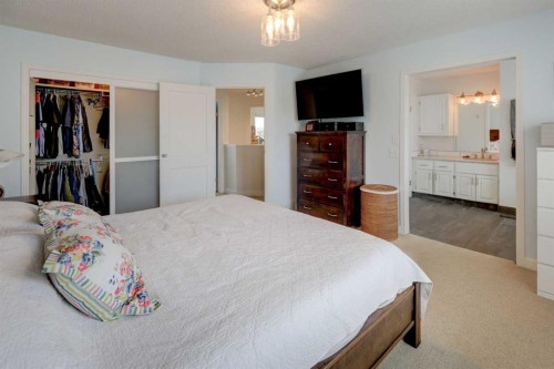 40 Signal Ridge Court Sw, Calgary, AB 