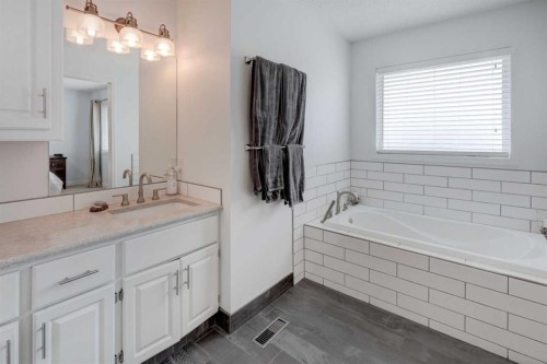 40 Signal Ridge Court Sw, Calgary, AB 