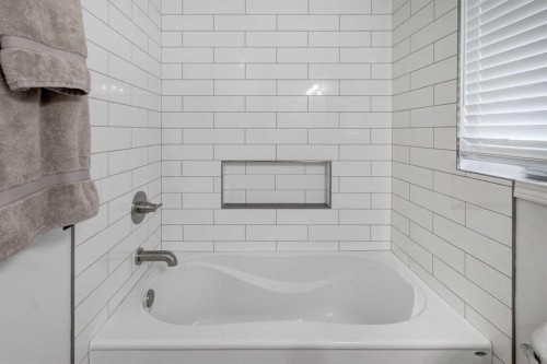 40 Signal Ridge Court Sw, Calgary, AB 