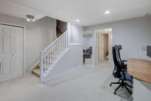 40 Signal Ridge Court Sw, Calgary, AB 