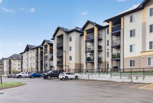 7103-304 Mackenzie Way SW Airdrie, AB T4B 3H7