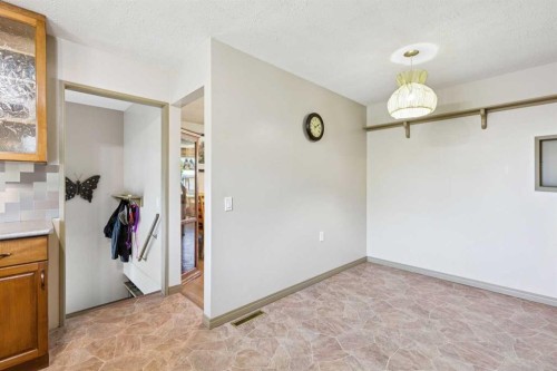 612 Cantrell Place Sw, Calgary, AB 