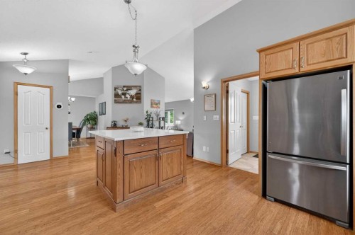 35 Pine Place, Crossfield, AB 