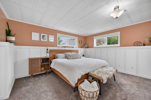 35 Pine Place, Crossfield, AB 