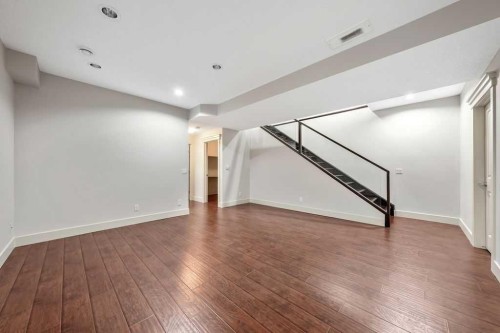 1136 17 Avenue Nw, Calgary, AB 