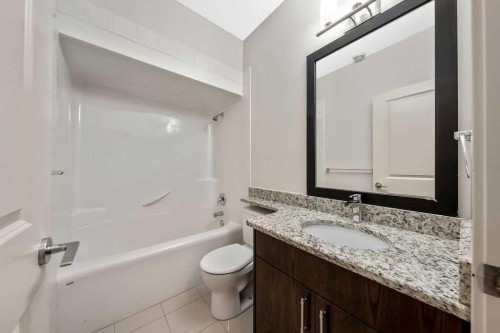 1136 17 Avenue Nw, Calgary, AB 