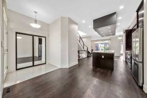 1136 17 Avenue Nw, Calgary, AB 