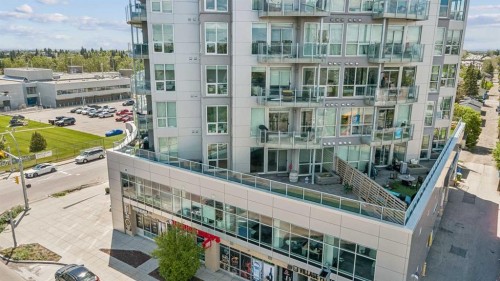 302-2505 17 Avenue Sw, Calgary, AB - Outdoor
