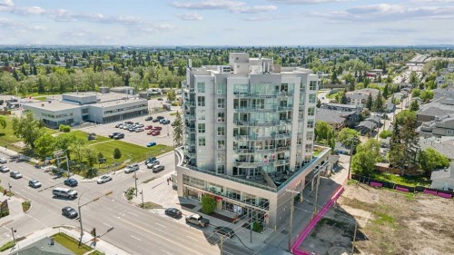 302-2505 17 Avenue Sw, Calgary, AB - Outdoor With View