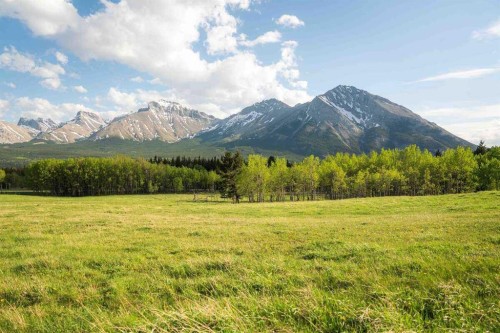 3019 Tecumseh Road, Rural Crowsnest Pass, AB 