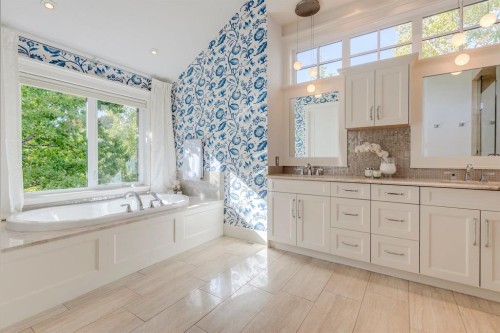 124 Posthill Drive Sw, Calgary, AB - Indoor Photo Showing Bathroom