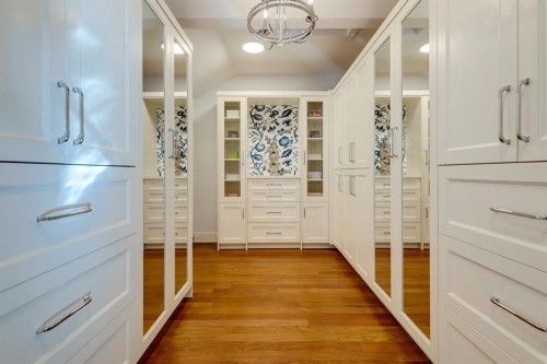 124 Posthill Drive Sw, Calgary, AB - Indoor Photo Showing Other Room