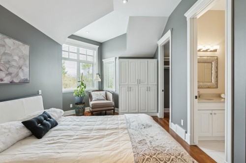 124 Posthill Drive Sw, Calgary, AB - Indoor Photo Showing Bedroom