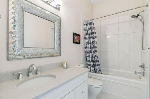 124 Posthill Drive Sw, Calgary, AB - Indoor Photo Showing Bathroom