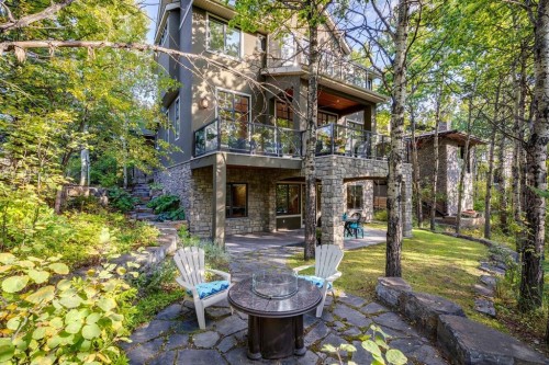 124 Posthill Drive Sw, Calgary, AB - Outdoor With Balcony