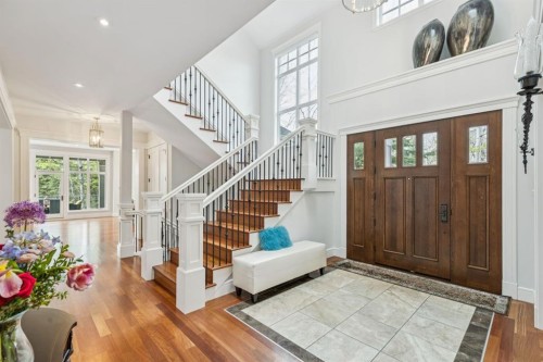 124 Posthill Drive Sw, Calgary, AB - Indoor Photo Showing Other Room