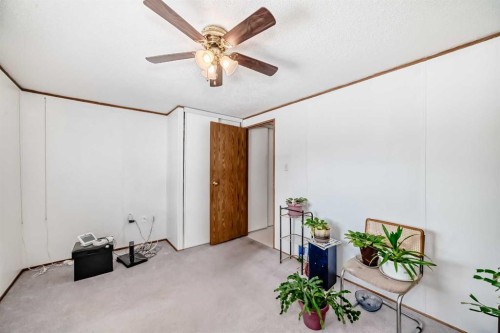 300-3223 83 Street Nw, Calgary, AB 