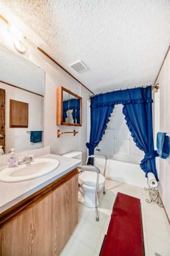 300-3223 83 Street Nw, Calgary, AB 