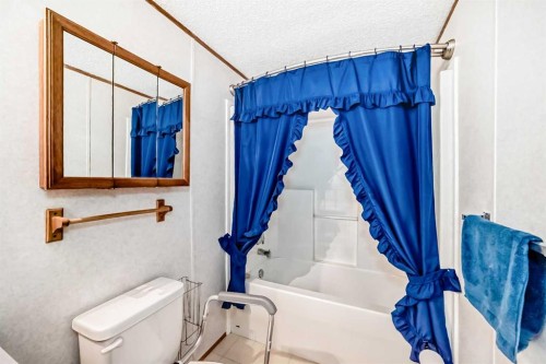 300-3223 83 Street Nw, Calgary, AB 
