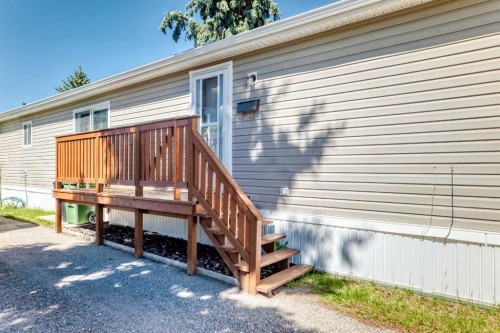 300-3223 83 Street Nw, Calgary, AB 