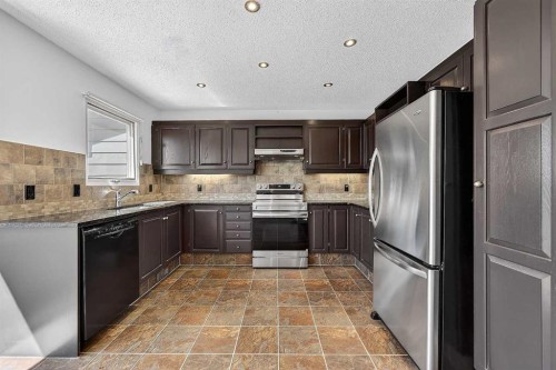 1-185 Woodridge Drive Sw, Calgary, AB 
