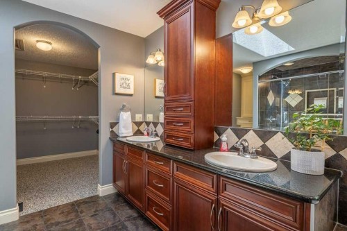 123 Valley Creek Road Nw, Calgary, AB 