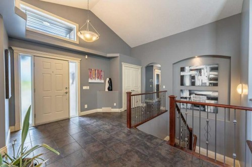 123 Valley Creek Road Nw, Calgary, AB 