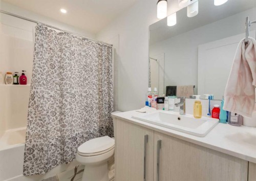7386 202 Avenue Se, Calgary, AB 