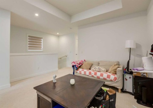 7386 202 Avenue Se, Calgary, AB 