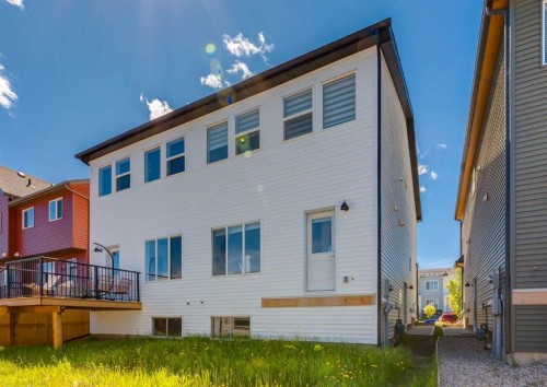 7386 202 Avenue Se, Calgary, AB 