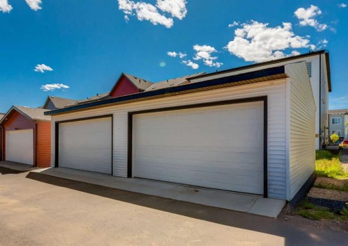 7386 202 Avenue Se, Calgary, AB 