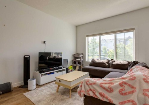 7386 202 Avenue Se, Calgary, AB 
