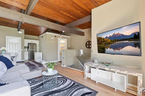 416 Pinemont Gate Ne, Calgary, AB - Indoor