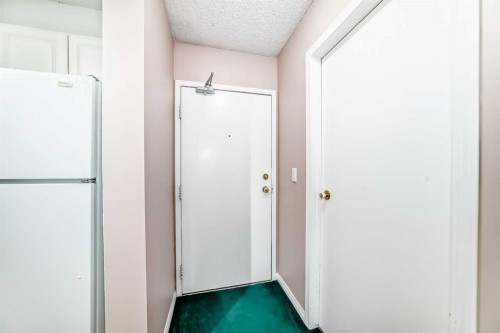 3301-393 Patterson Hill Sw, Calgary, AB - Indoor Photo Showing Other Room