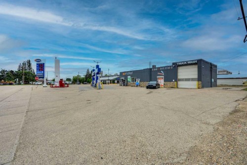 4901 Broadway Avenue, Blackfalds, AB 