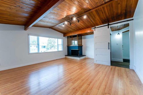 2023 8 Avenue Ne, Calgary, AB 
