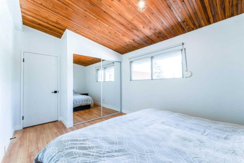 2023 8 Avenue Ne, Calgary, AB 