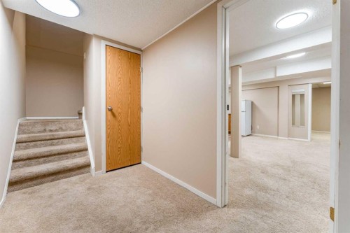 2023 8 Avenue Ne, Calgary, AB 