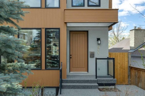 911 Drury Avenue Ne, Calgary, AB - Outdoor