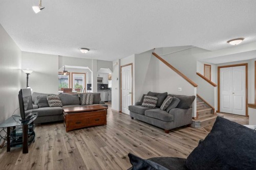 84 Hidden Spring Close Nw, Calgary, AB 