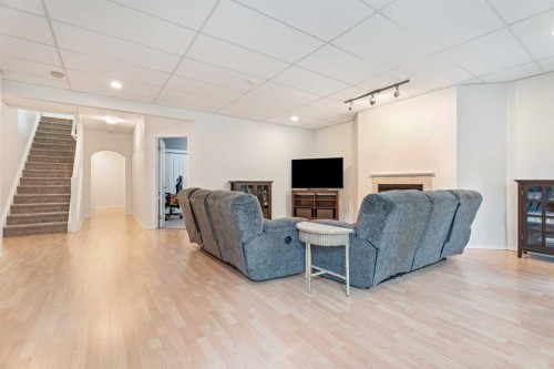 148 Cimarron Park Circle, Okotoks, AB 