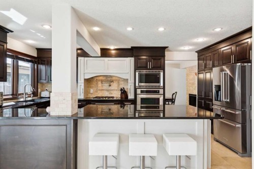223 Pump Hill Crescent, Calgary, AB 