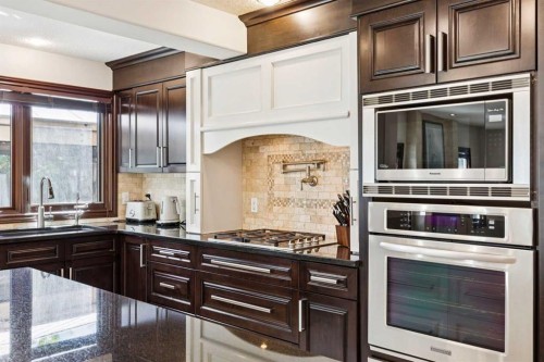 223 Pump Hill Crescent, Calgary, AB 